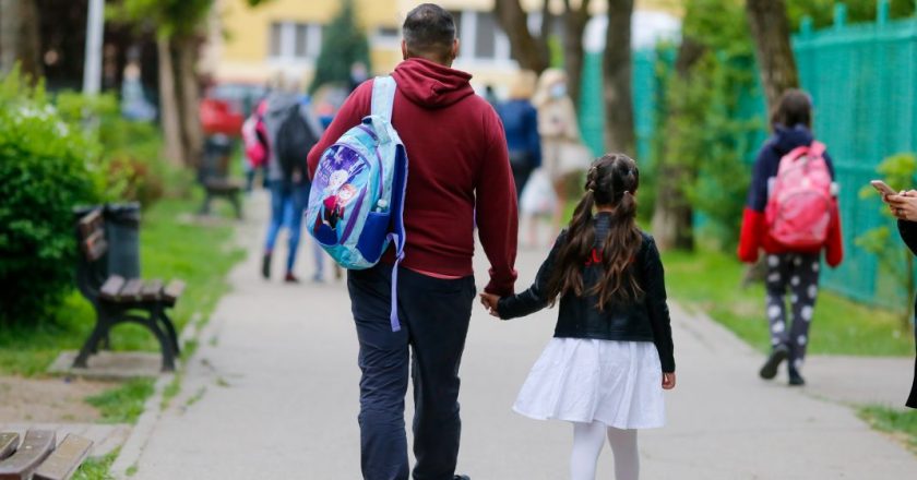 Un tecucean de 35 de ani este căutat de poliţişti pentru agresiuni sexuale