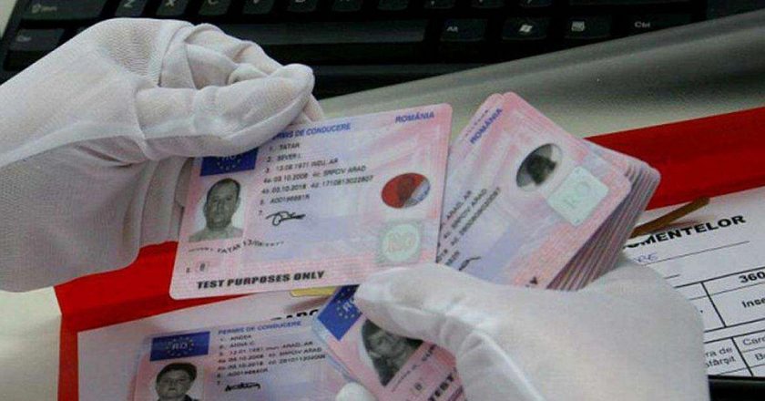 Un bărbat și-a cumpărat permis de conducere cu 400 de euro, prin intermediul Facebook