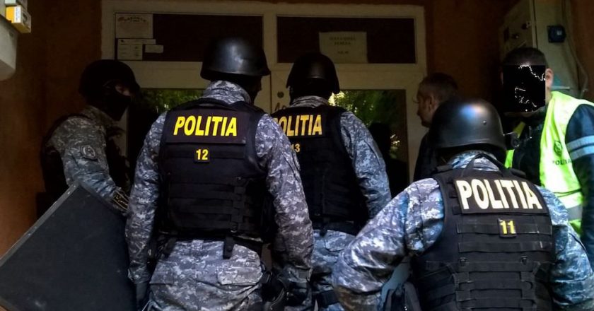 Trei bărbați din Ivești au fost arestați pentru înșelăciune