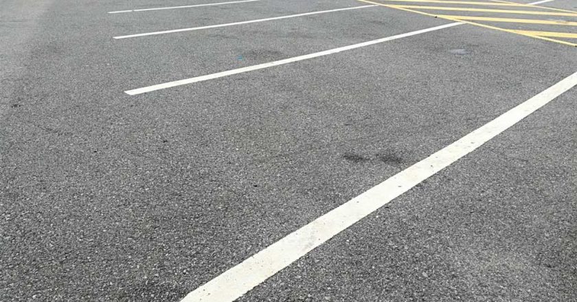 Locuri de parcare scoase la licitație în Municipiul Tecuci