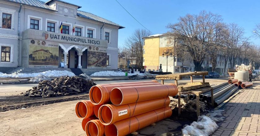 Haos în centru. Încă o stradă distrusă de incompetența administrației