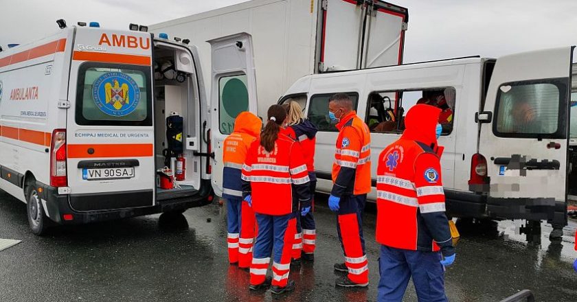 Accident cumplit E85, în județul Vrancea. Două persoane, una din Tecuci, iar cealaltă din Munteni și-au pierdut viața
