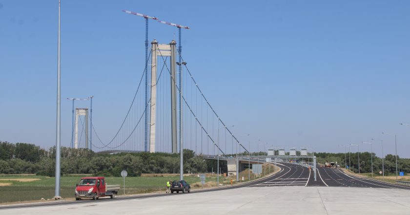 Podul suspendat de la Brăila se va deschide traficului pe 6 iulie. Lucrările sunt finalizate 100%