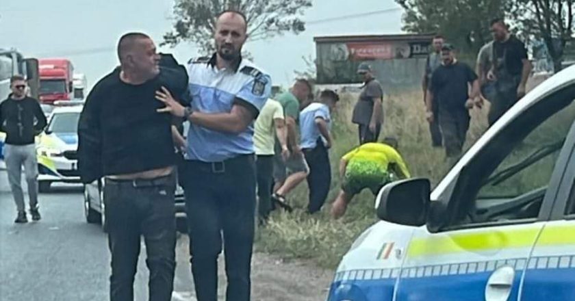 Pericol pe un drum important din județul Galați. Un bărbat din Barcea nu a oprit la semnalele poliției. A fost urmărit peste 20 de kilometri