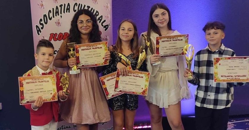 MUZICĂ. Tecuciul a fost reprezentat cu mândrie la Festivalul Național „Flori de Dor”
