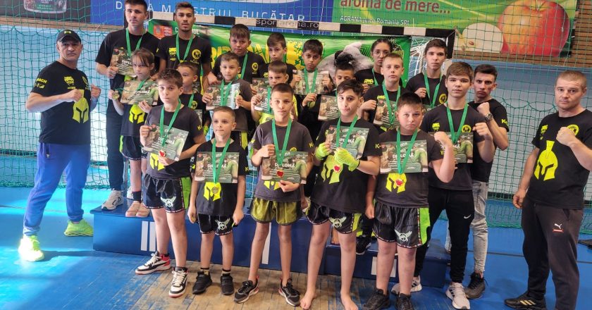 PERFORMANȚĂ. Medalii de aur și argint câștigate de sportivii antrenați de Gabriel Danu