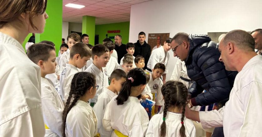 Moș Crăciun a ajuns mai devreme în acest an pentru sportivii tecuceni
