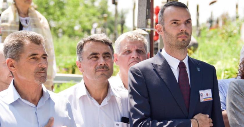 Ce salariu încasează lunar primarul din Tecuci