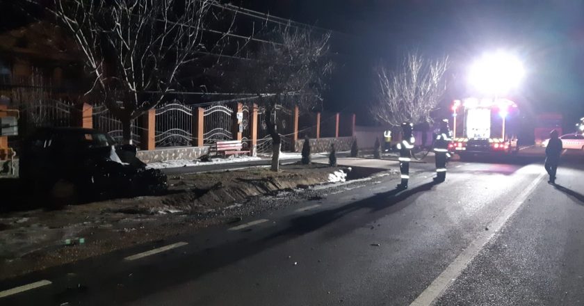 Trafic blocat la Ivești. Țeavă de gaze cu fisuri în urma unui accident