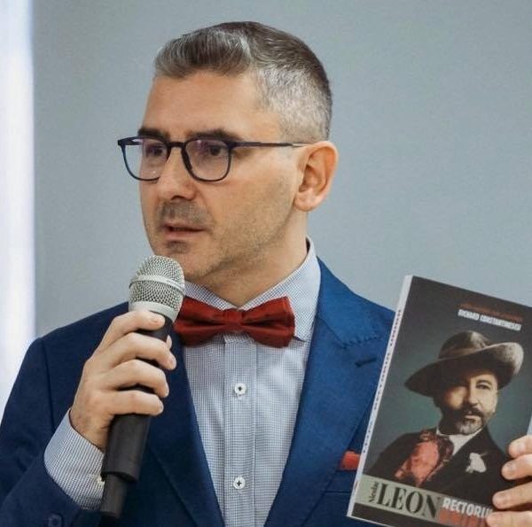 Lansare de carte la C.N.C.Hogaș Tecuci. Doctorul Richard Constantinescu va fi invitatul special