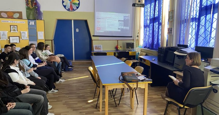 Ora de net la Colegiul Național Calistrat Hogaș