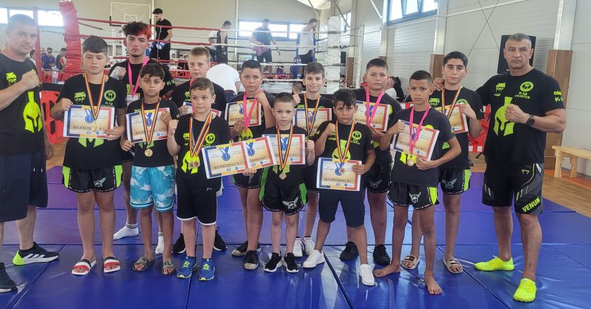 Sportivii antrenați de Gabriel Danu au făcut performanță la București