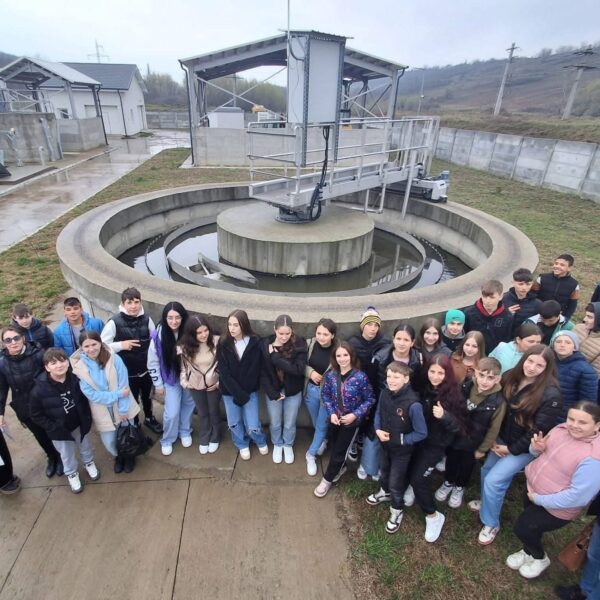 Apa Canal Galați, aproape de elevii din județ