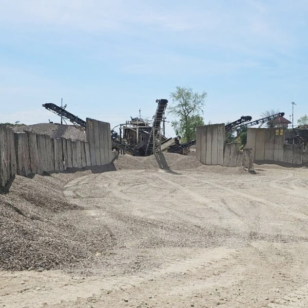 Amendă în valoare de 60.000 de lei aplicată patronului unei balastiere